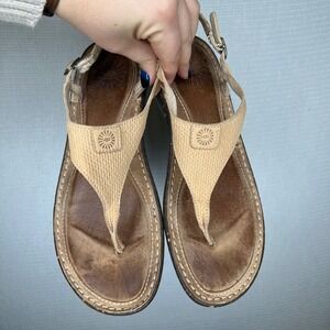 UGG W SEFINA Thong Sandals Women Size 9 Brown Leather Buckle Strap